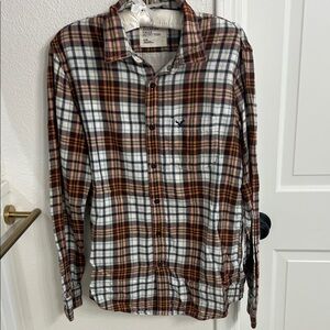 American Eagle Outfitters Multicolor Light Flannel Plaid Shirt - Size Medium